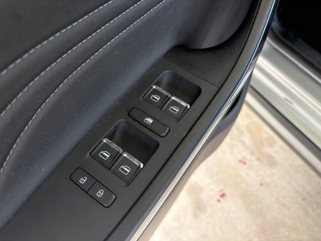 DR MOTOR DR 3.0 usata, con Sistema di navigazione