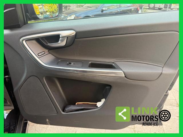 VOLVO XC60 usata, con Sensore di pioggia