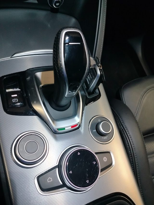 ALFA ROMEO Stelvio usata, con Sensore di pioggia