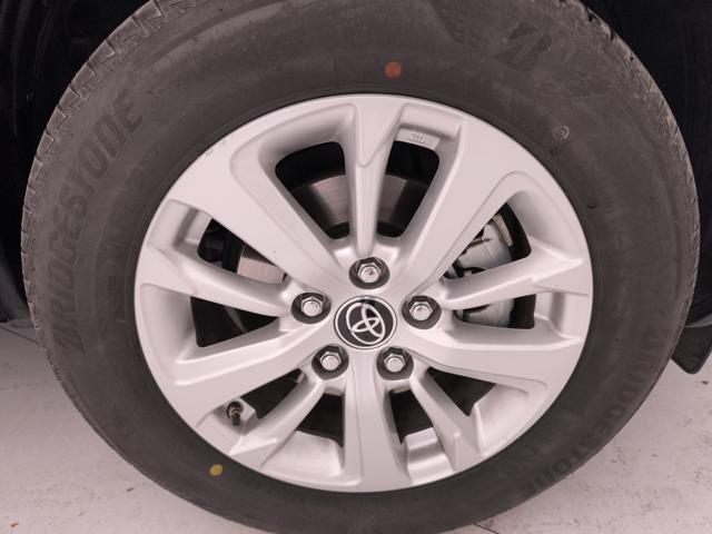 TOYOTA Yaris Cross usata, con Bracciolo