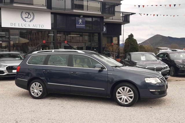 VOLKSWAGEN Passat usata 12