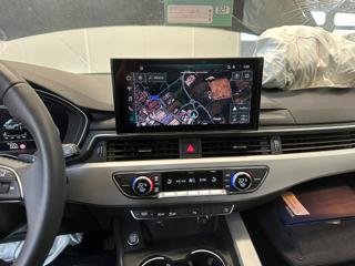 AUDI A4 usata, con Park Distance Control