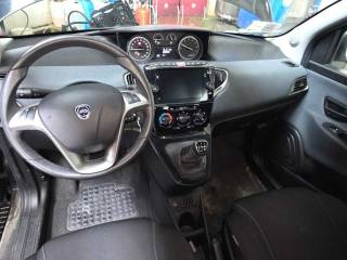 LANCIA Ypsilon usata, con Fendinebbia