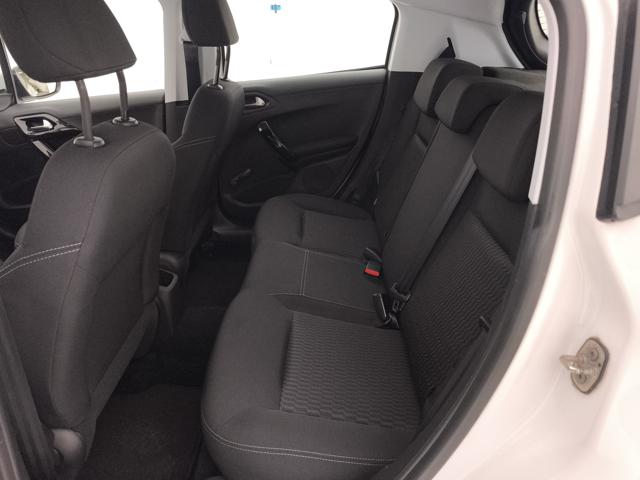 PEUGEOT 208 usata, con Bluetooth