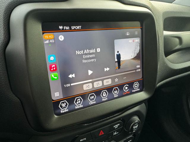 JEEP Renegade usata, con USB