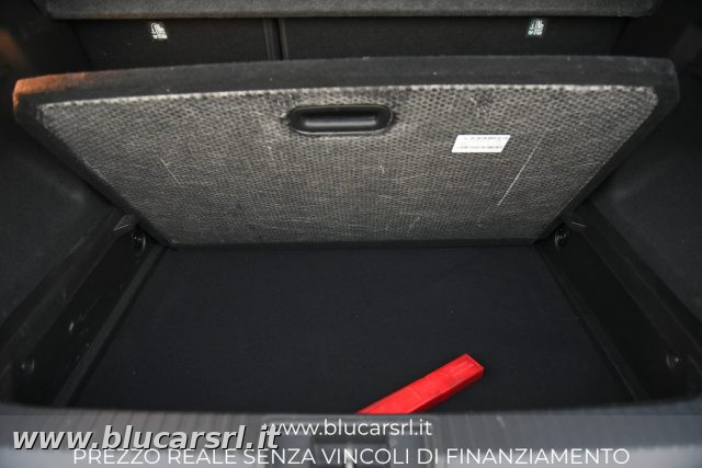 RENAULT Captur usata 18