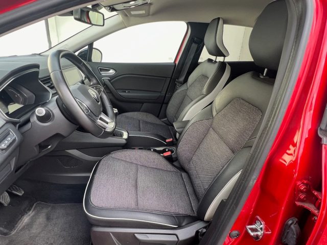 RENAULT Captur usata, con Sistema di navigazione