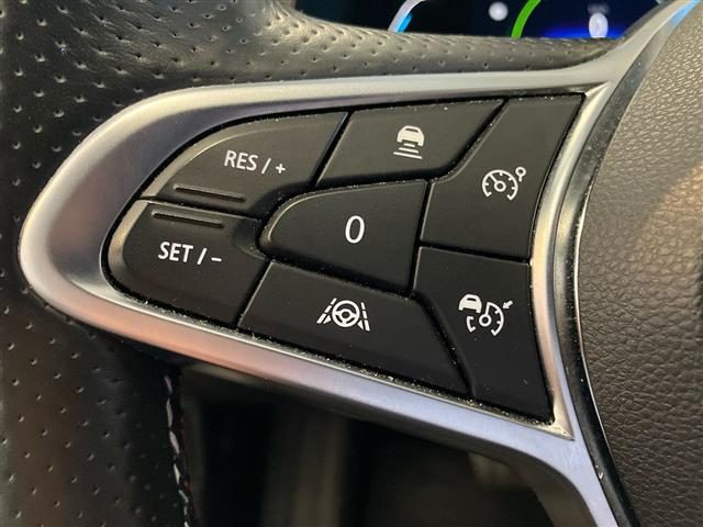 RENAULT Arkana usata, con Hill holder