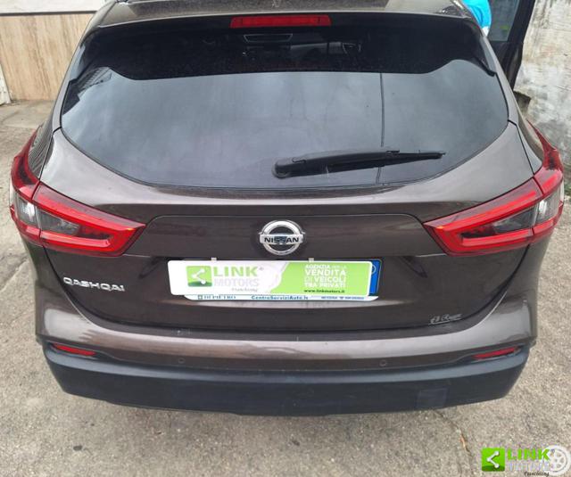 NISSAN Qashqai usata, con Autoradio