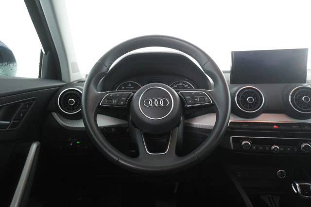 AUDI Q2 usata 11