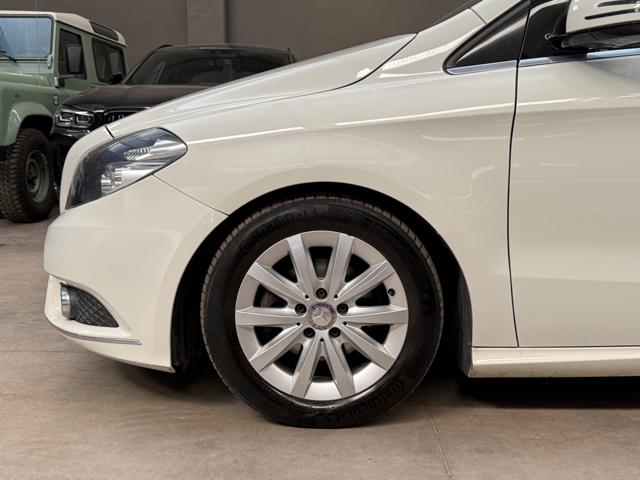 MERCEDES-BENZ B 180 usata, con Volante multifunzione