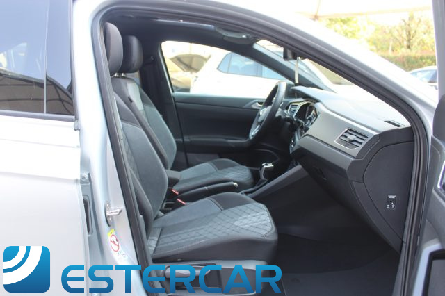 VOLKSWAGEN Taigo usata, con Isofix