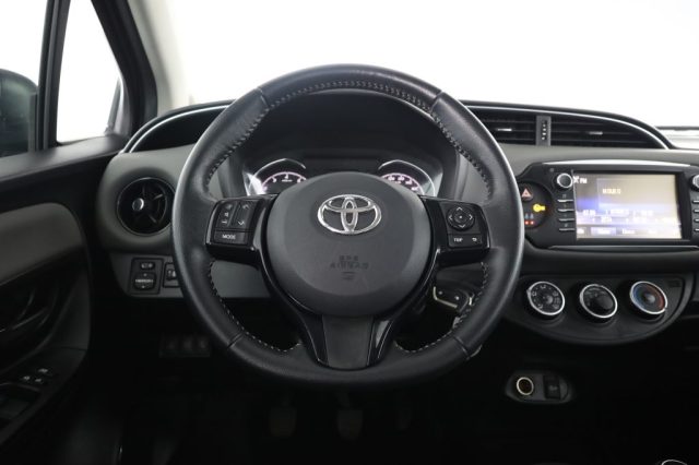 TOYOTA Yaris usata 5