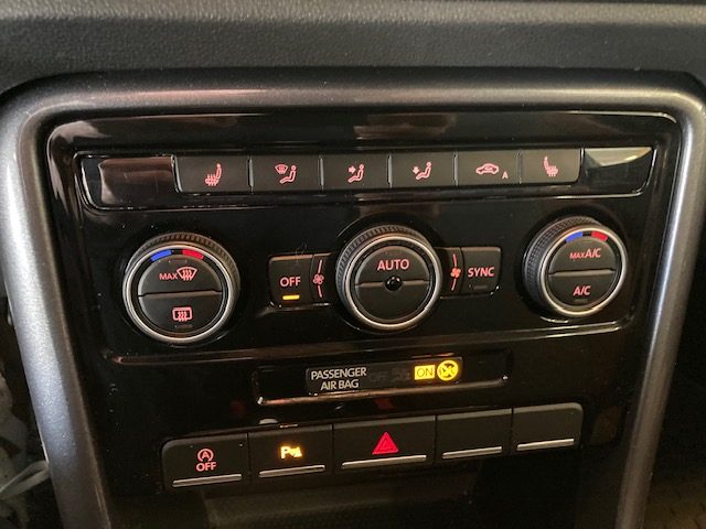 VOLKSWAGEN Maggiolino usata, con Park Distance Control