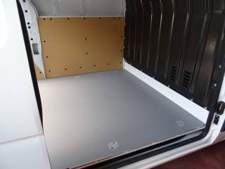 RENAULT Master usata, con USB