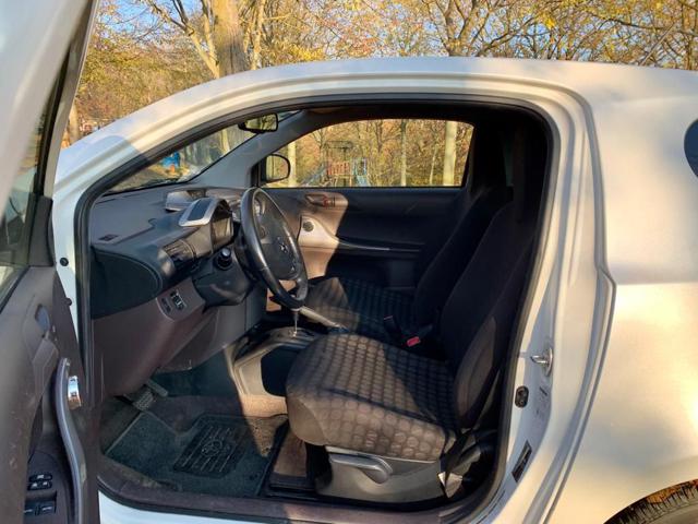 TOYOTA iQ usata, con Climatizzatore