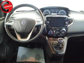 LANCIA Ypsilon usata, con ESP