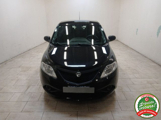 LANCIA Ypsilon usata, con Airbag