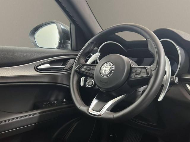 ALFA ROMEO Stelvio usata, con Sedile posteriore sdoppiato