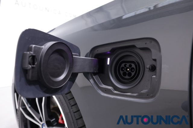 BMW 320 usata, con Apple CarPlay