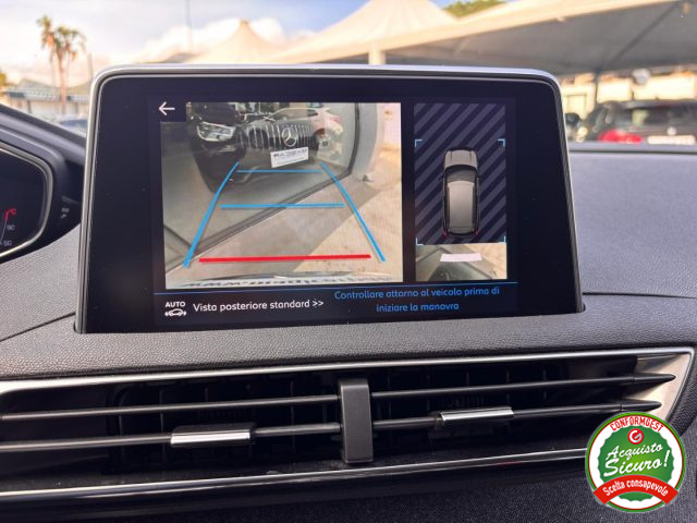 PEUGEOT 3008 usata, con Touch screen