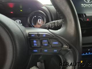 TOYOTA Yaris usata, con Luci diurne LED
