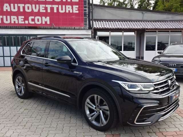 VOLKSWAGEN Tiguan usata, con Airbag laterali