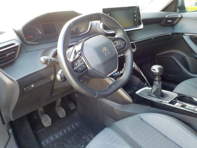 PEUGEOT 2008 usata, con Cerchi in lega