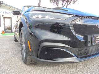 FORD Mustang Mach-E usata, con Sensori di parcheggio posteriori