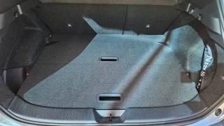 NISSAN Qashqai usata, con Fari LED