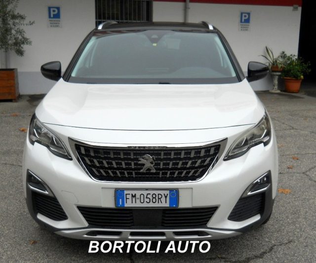 PEUGEOT 3008 usata, con Airbag