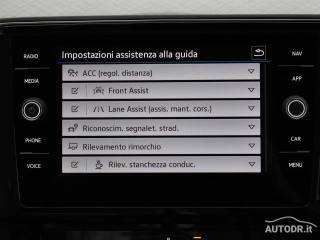 VOLKSWAGEN Passat Variant usata, con Frenata d