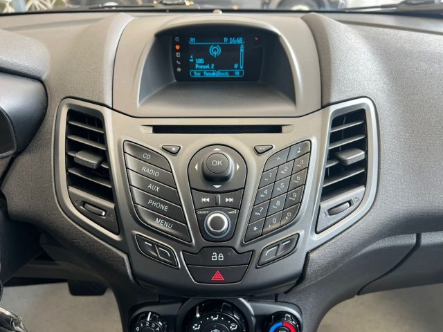 FORD Fiesta usata, con Servosterzo