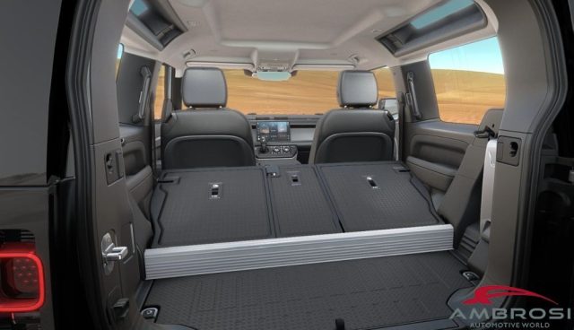 LAND ROVER Defender usata 10