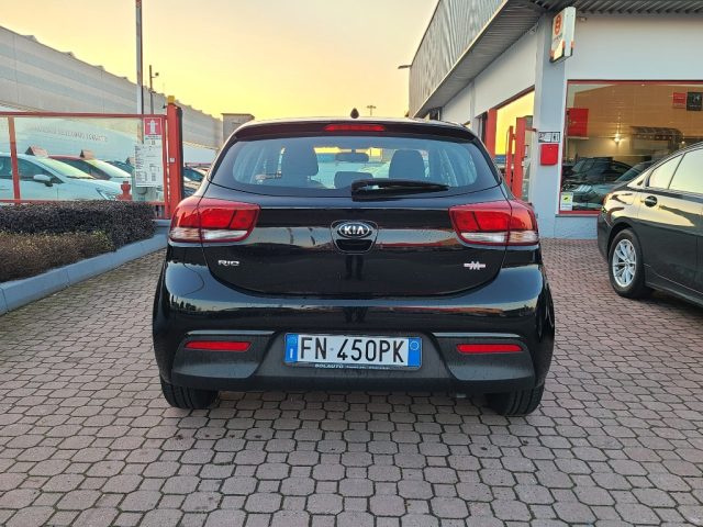KIA Rio usata, con Airbag Passeggero