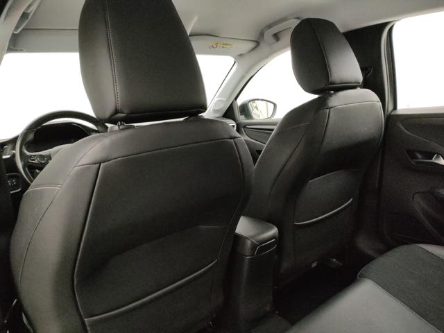 OPEL Corsa usata, con USB