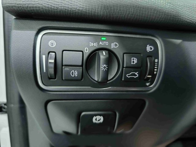 VOLVO XC60 usata, con Bluetooth