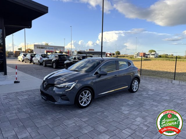 RENAULT Clio usata, con Airbag