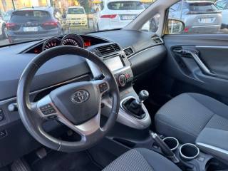 TOYOTA Verso usata, con Volante in pelle
