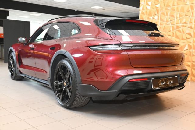 PORSCHE Taycan usata 81
