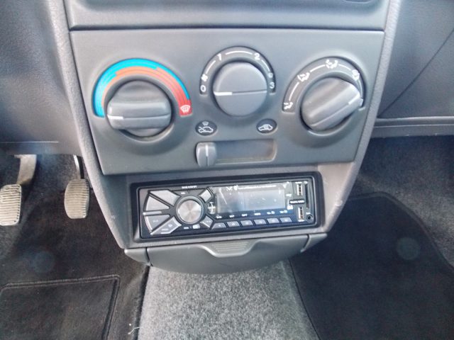 FIAT Punto usata 14