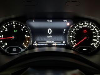 JEEP Renegade usata, con USB