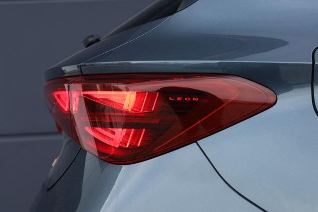 CUPRA Leon usata, con Park Distance Control