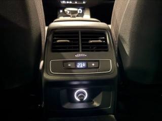 AUDI A4 usata, con Leve al volante