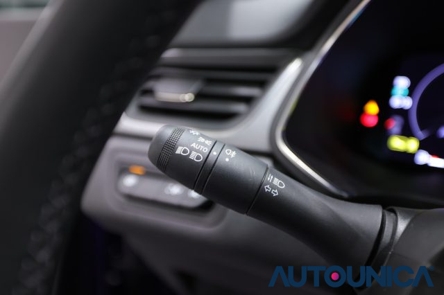 RENAULT Captur usata, con Fari LED