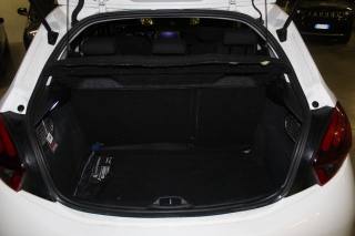 PEUGEOT 208 usata, con Controllo trazione