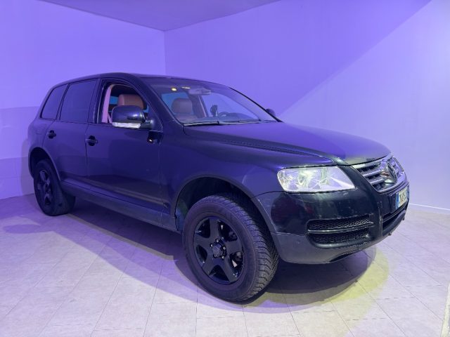 VOLKSWAGEN Touareg usata 21