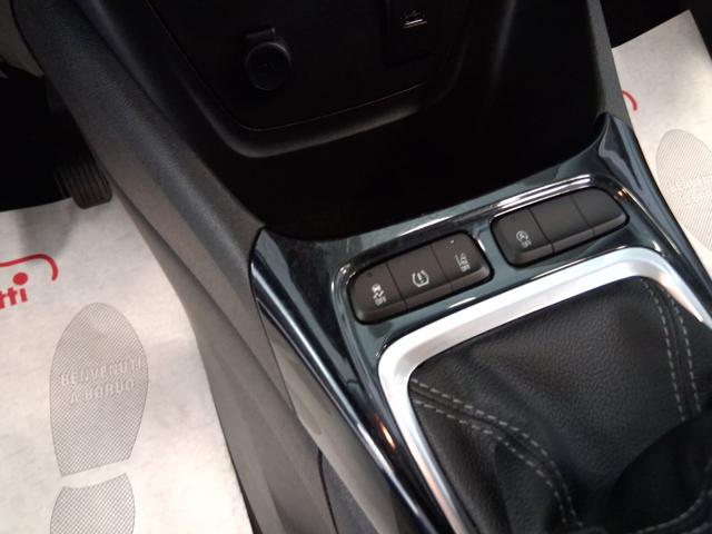 OPEL Crossland X usata 19