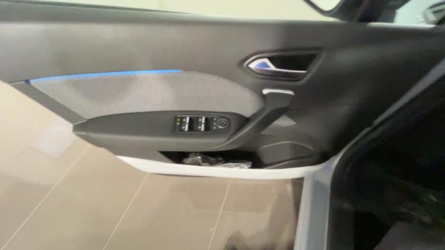 RENAULT Captur usata, con Sistema di navigazione