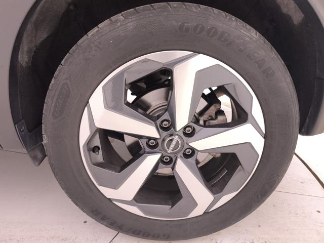 NISSAN Qashqai usata, con Leve al volante